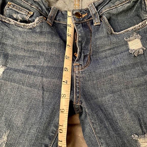 Fashion Nova Raw Hem Cropped Jeans - Picture 7 of 7